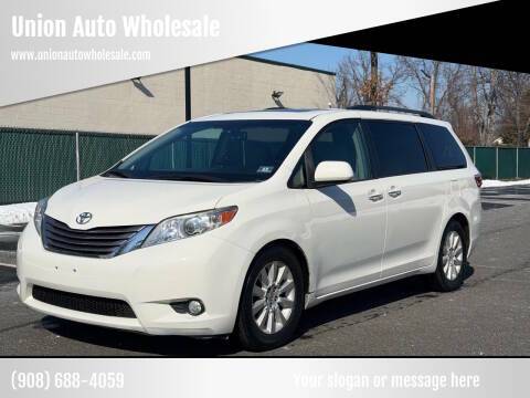 2015 Toyota Sienna XLE Premium AWD photo
