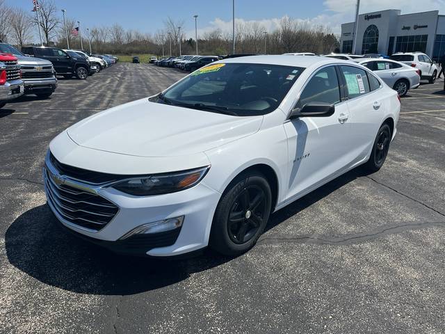 2021 Chevrolet Malibu LS FWD photo