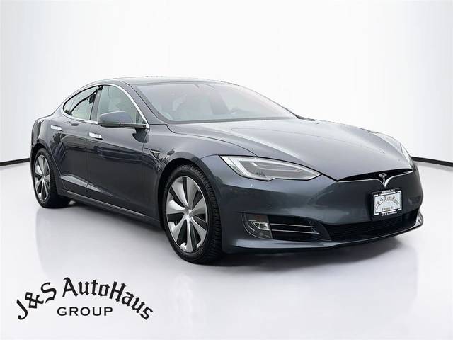 2021 Tesla Model S Long Range Plus AWD photo