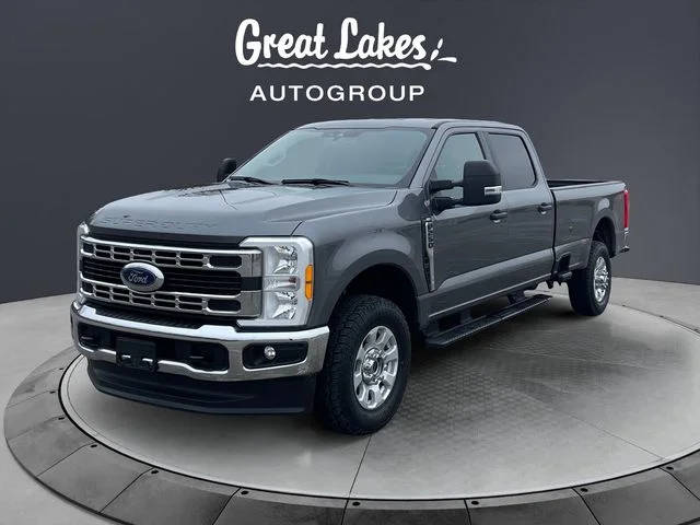 2023 Ford F-250 Super Duty XLT 4WD photo