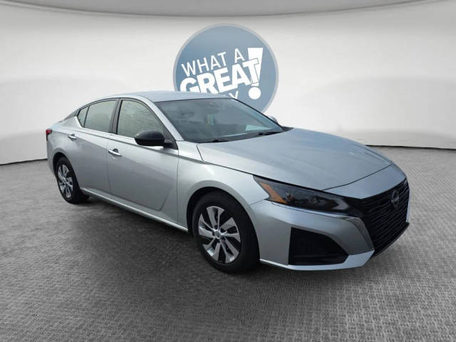 2023 Nissan Altima 2.5 S FWD photo