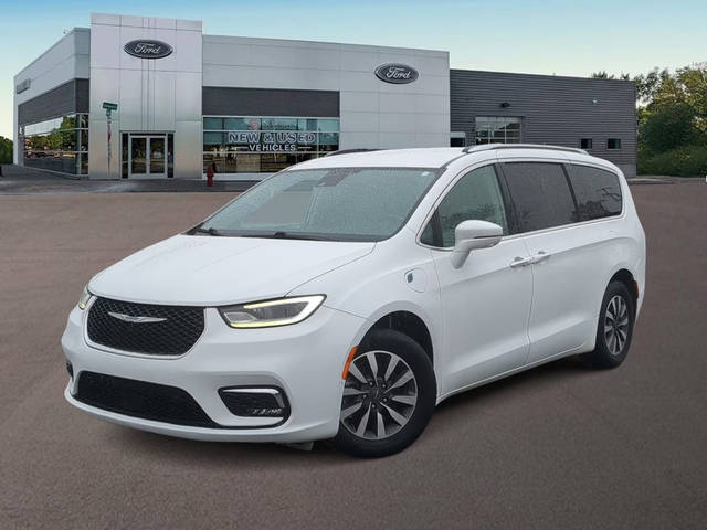 2021 Chrysler Pacifica Minivan Hybrid Touring L FWD photo