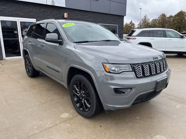 2021 Jeep Grand Cherokee Laredo X 4WD photo