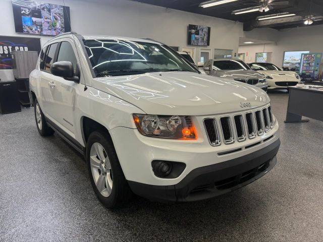2017 Jeep Compass Sport FWD photo