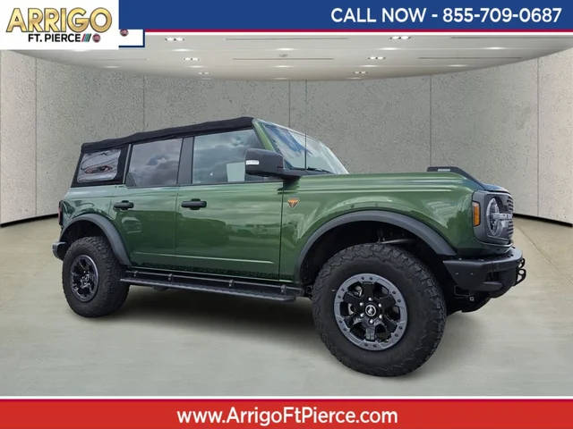 2022 Ford Bronco 4 Door Badlands 4WD photo