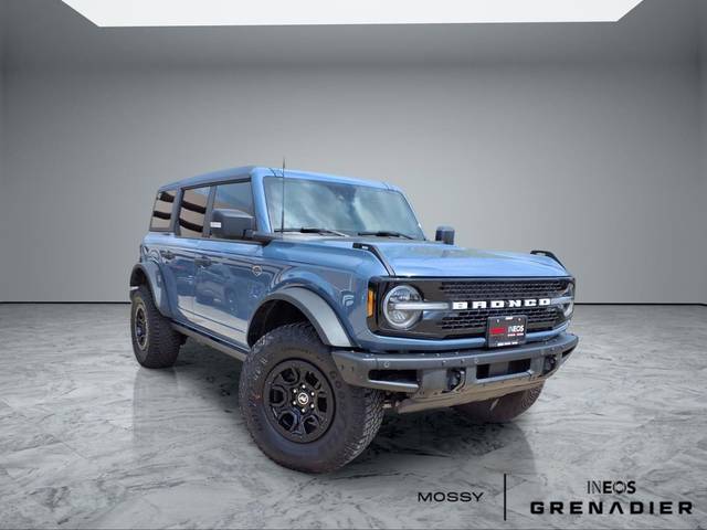 2023 Ford Bronco 4 Door Wildtrak 4WD photo