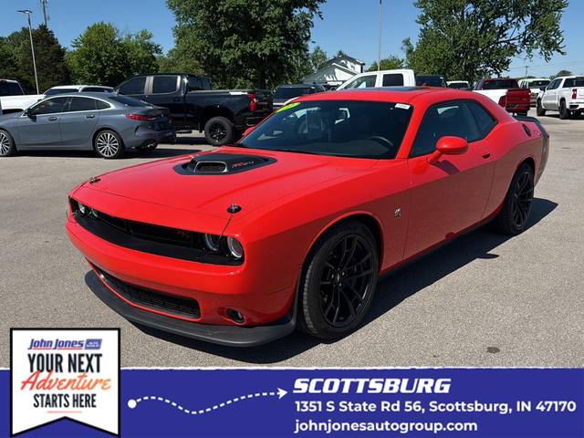 2022 Dodge Challenger R/T Scat Pack RWD photo