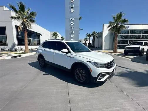 2022 Volkswagen Tiguan SE FWD photo