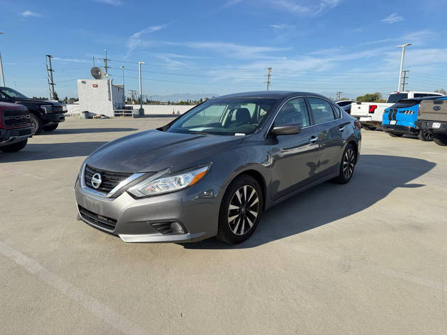 2018 Nissan Altima 2.5 SV FWD photo
