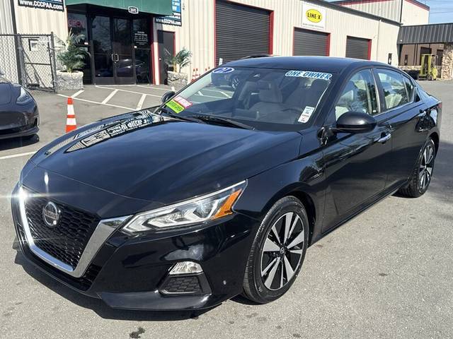 2021 Nissan Altima 2.5 SV FWD photo