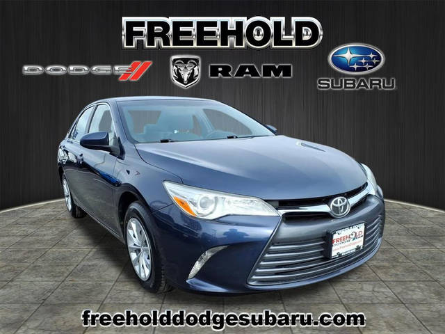 2015 Toyota Camry LE FWD photo