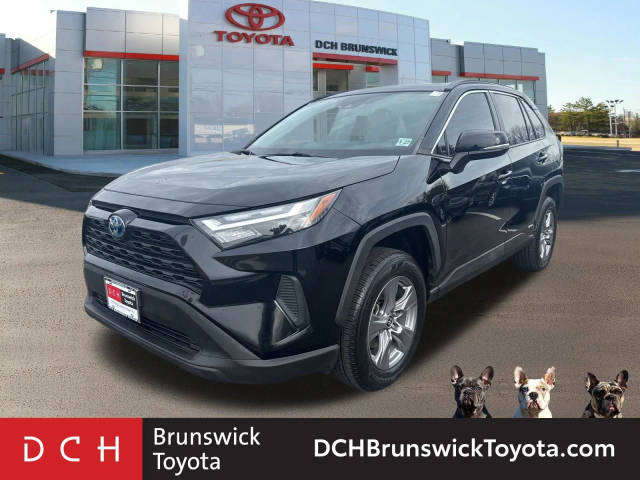 2022 Toyota RAV4 Hybrid XLE AWD photo