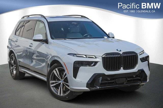 2023 BMW X7 xDrive40i AWD photo