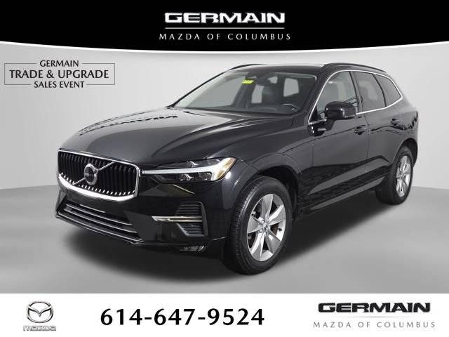 2022 Volvo XC60 Momentum AWD photo