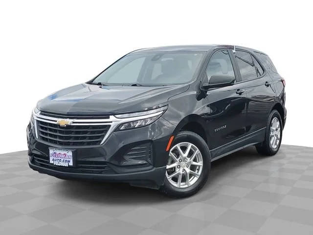 2022 Chevrolet Equinox LS AWD photo
