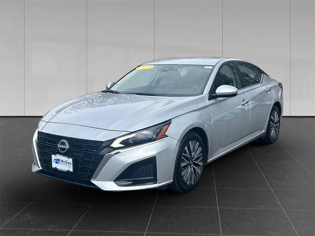 2023 Nissan Altima 2.5 SV FWD photo