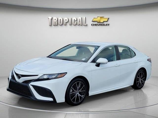 2023 Toyota Camry SE FWD photo