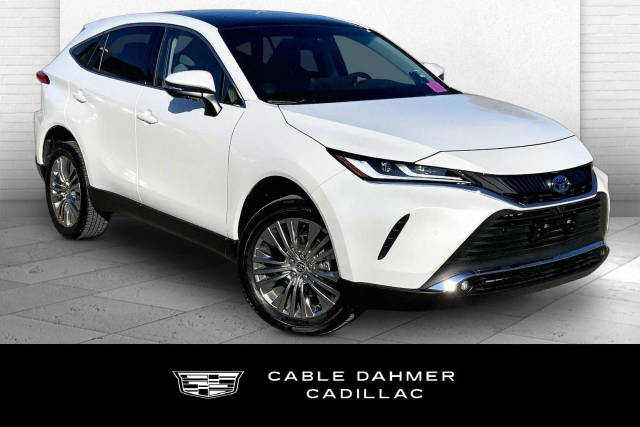 2023 Toyota Venza LE AWD photo