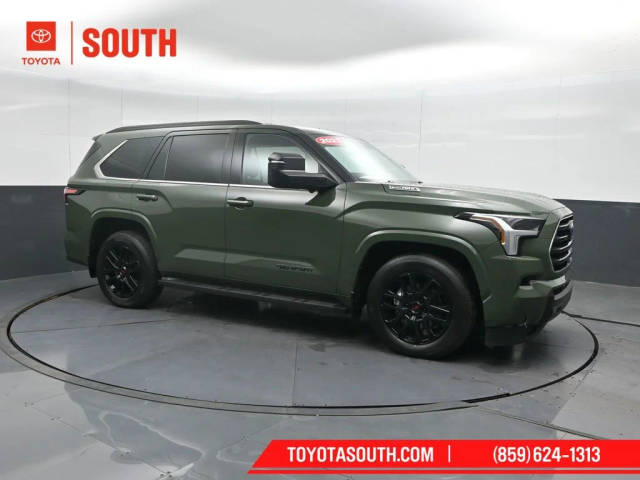 2023 Toyota Sequoia SR5 4WD photo