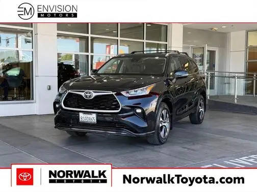 2020 Toyota Highlander XLE AWD photo