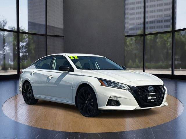 2022 Nissan Altima 2.5 SR FWD photo
