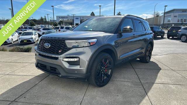 2022 Ford Explorer ST 4WD photo