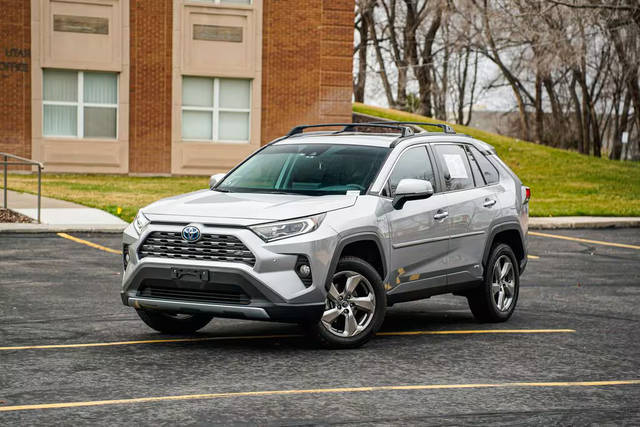 2019 Toyota RAV4 Hybrid Limited AWD photo