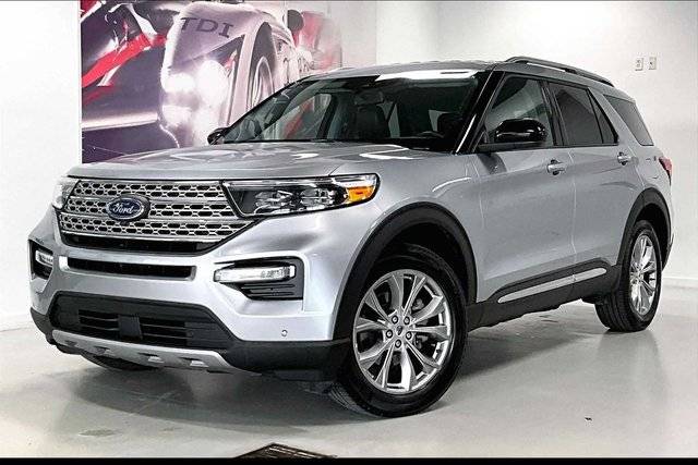 2023 Ford Explorer Limited 4WD photo