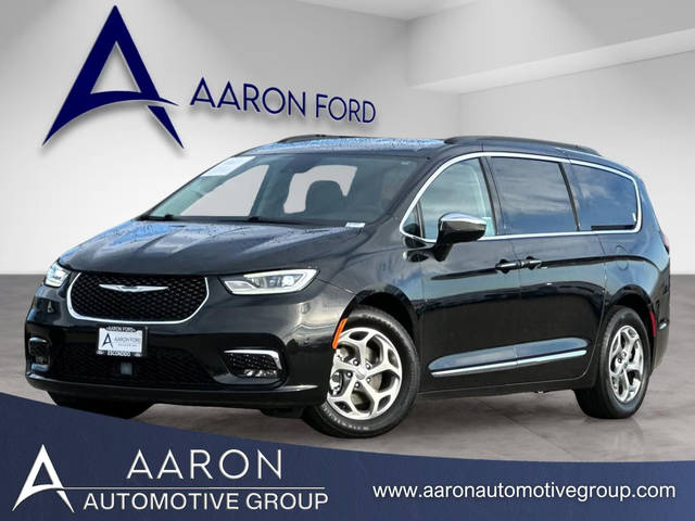 2023 Chrysler Pacifica Minivan Limited FWD photo