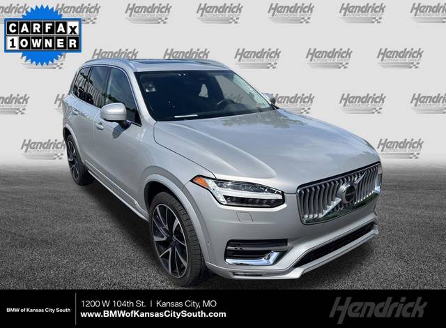 2023 Volvo XC90 Plus AWD photo