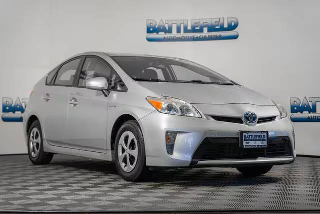 2015 Toyota Prius Three FWD photo