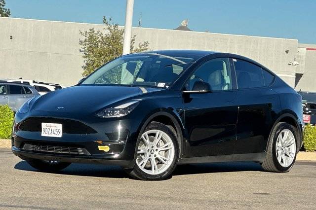 2023 Tesla Model Y Long Range AWD photo