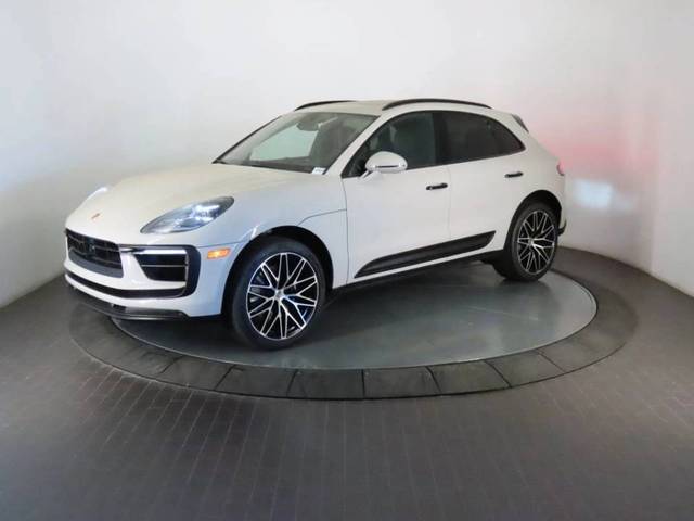 2023 Porsche Macan S AWD photo