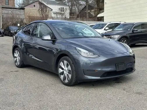 2022 Tesla Model Y Long Range AWD photo