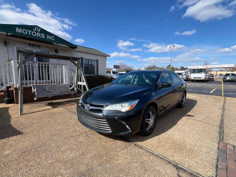 2017 Toyota Camry LE FWD photo