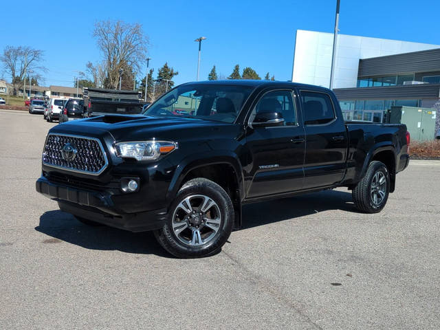 2018 Toyota Tacoma SR5 4WD photo