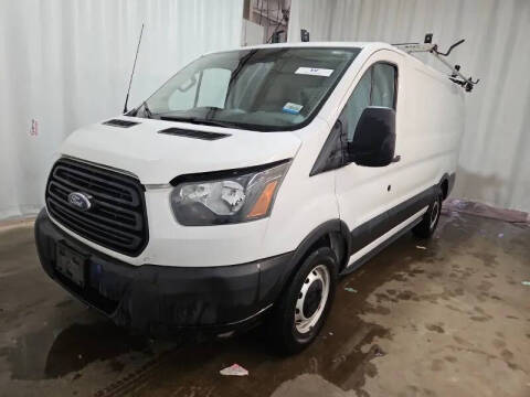 2019 Ford Transit Van  RWD photo
