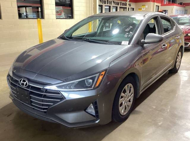 2019 Hyundai Elantra SE FWD photo