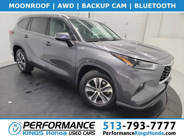 2022 Toyota Highlander XLE AWD photo