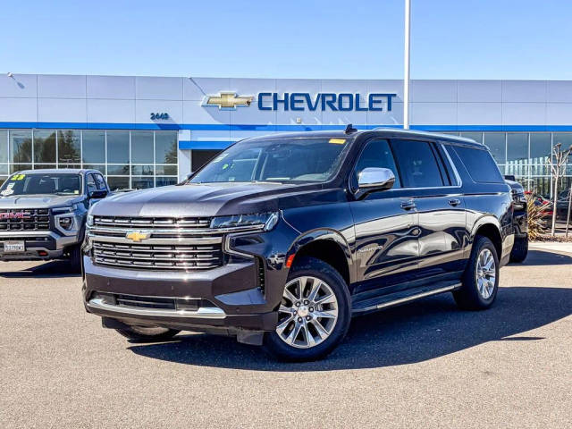 2023 Chevrolet Suburban Premier RWD photo