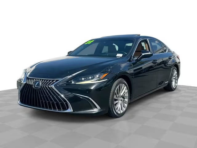 2022 Lexus ES ES 300h Luxury FWD photo