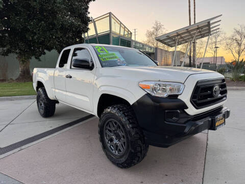 2021 Toyota Tacoma  RWD photo