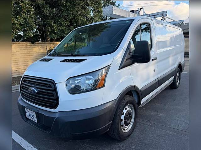 2019 Ford Transit Van  RWD photo