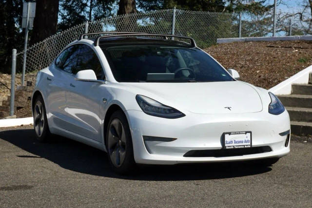 2020 Tesla Model 3 Long Range AWD photo