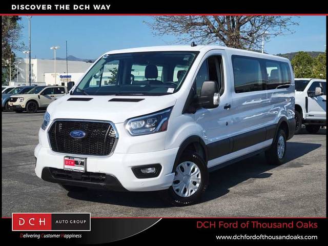 2023 Ford Transit Passenger Wagon XLT RWD photo