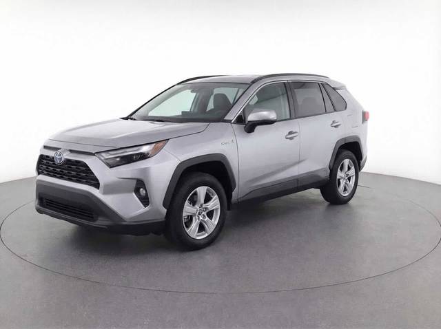 2021 Toyota RAV4 Hybrid XLE AWD photo