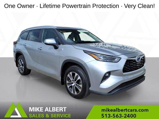 2023 Toyota Highlander Hybrid XLE AWD photo
