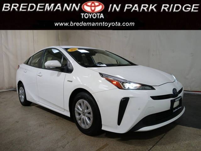 2022 Toyota Prius LE FWD photo