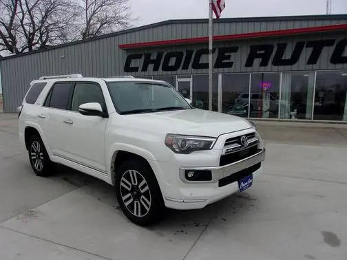 2023 Toyota 4Runner Limited 4WD photo