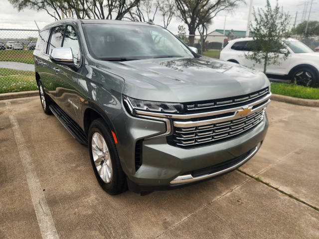 2023 Chevrolet Suburban Premier RWD photo